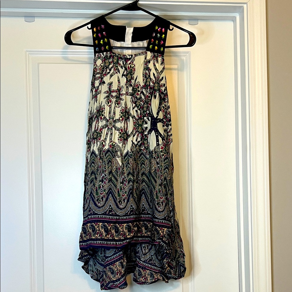 Floral Patterned Sleeveless Dress